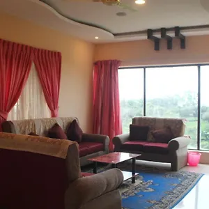 Resort Biglaand Dew Castle